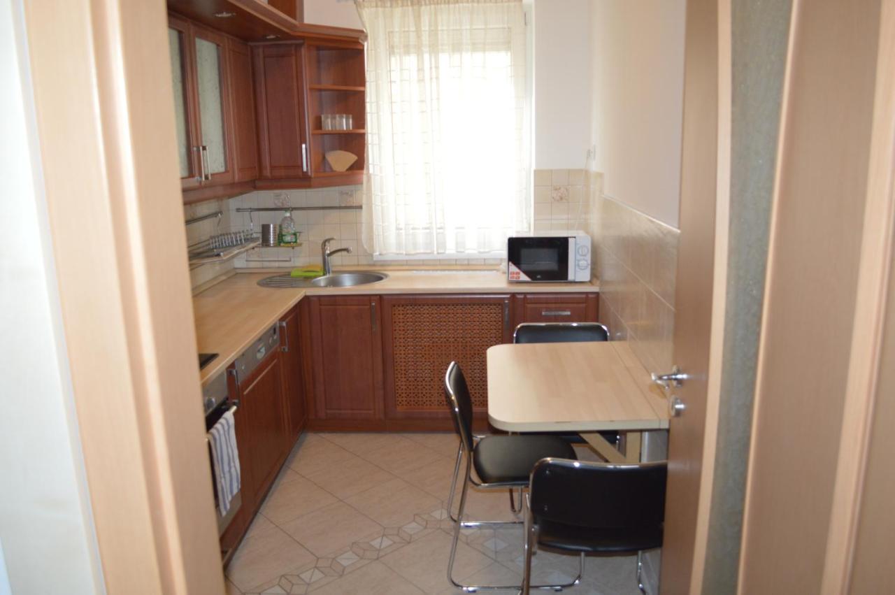Telepes Apartman Boedapest Buitenkant foto