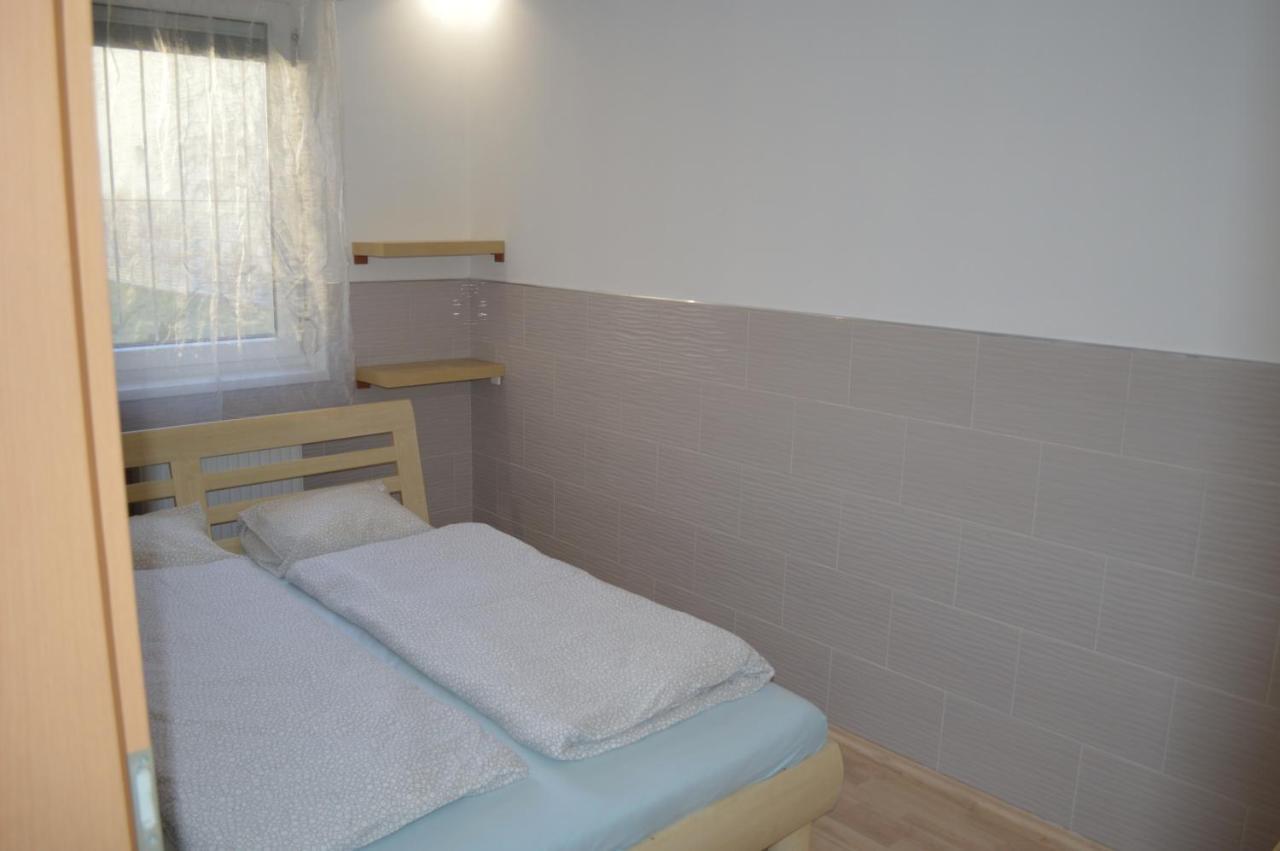 Telepes Apartman Boedapest Buitenkant foto