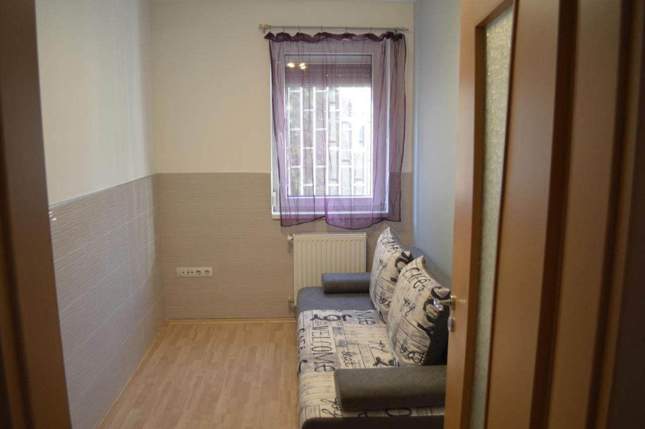 Telepes Apartman Boedapest Buitenkant foto